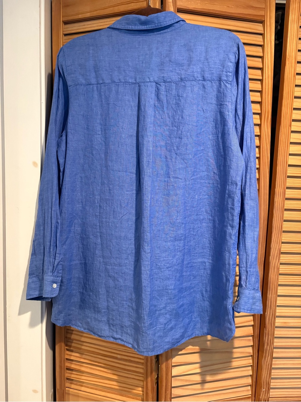 J. McLaughlin Blue Linen Shirt Lightweight Spring Summer Long sleeve Button Up - Picture 6 of 8